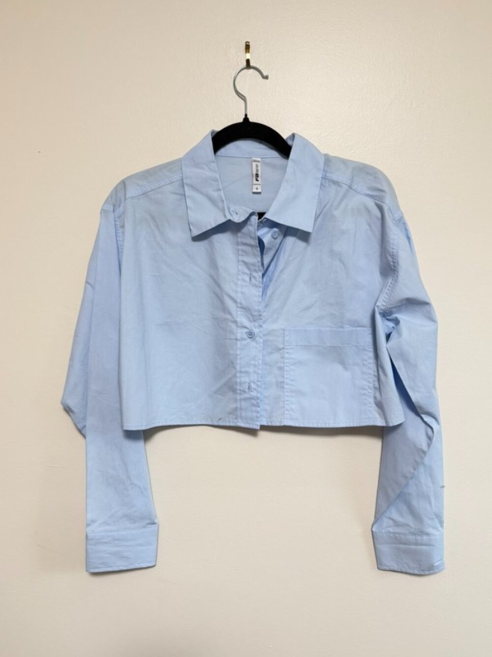 FB Sister Light Blue Cropped Long Sleeve Button Down Shirt - Size S